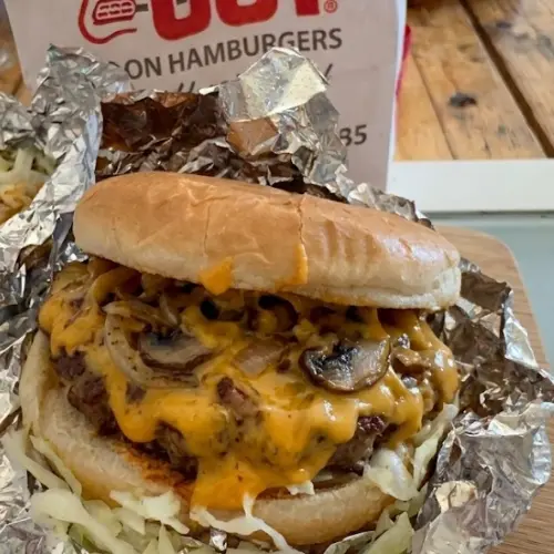 Cookout Cheddar Style Hamburger (Regular)